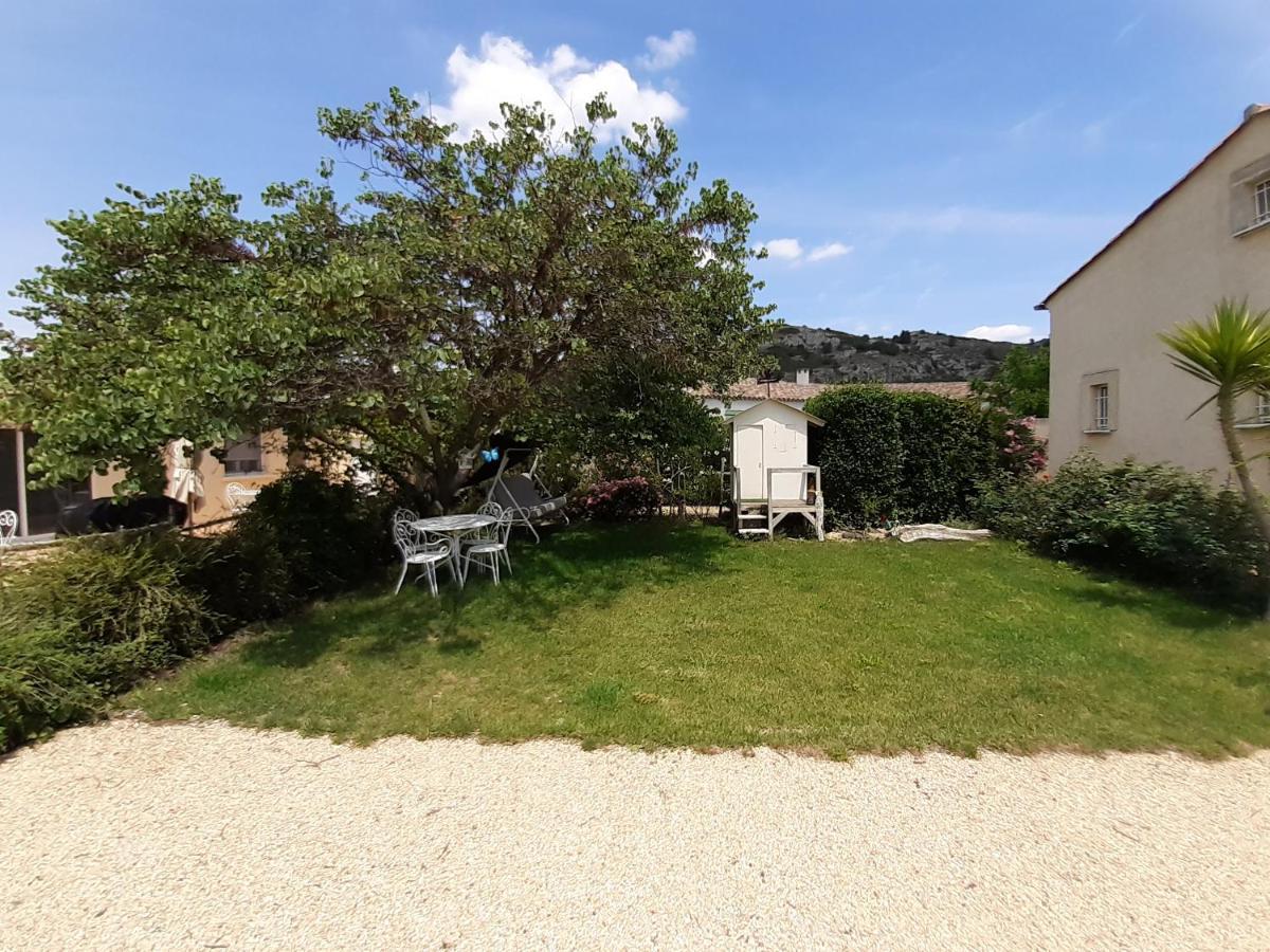 Petite Maison De Campagne Gardoise Théziers Εξωτερικό φωτογραφία