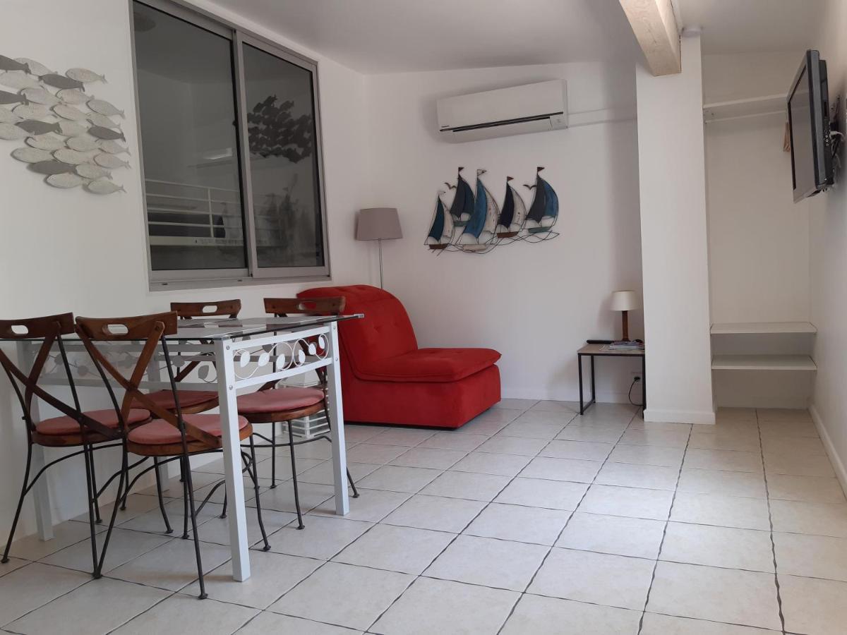 Petite Maison De Campagne Gardoise Théziers Εξωτερικό φωτογραφία